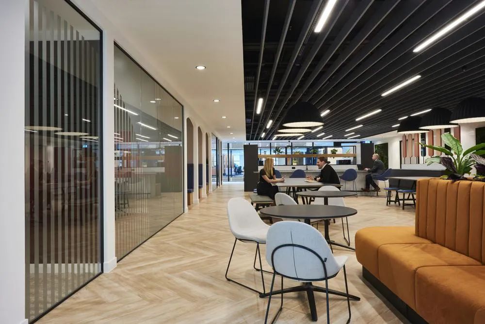 时尚办公室金融,时尚办公网排名