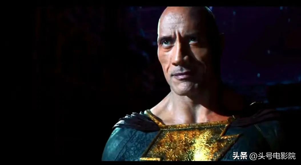 黑色亚当巨石强森,巨石强森黑亚当vs超人