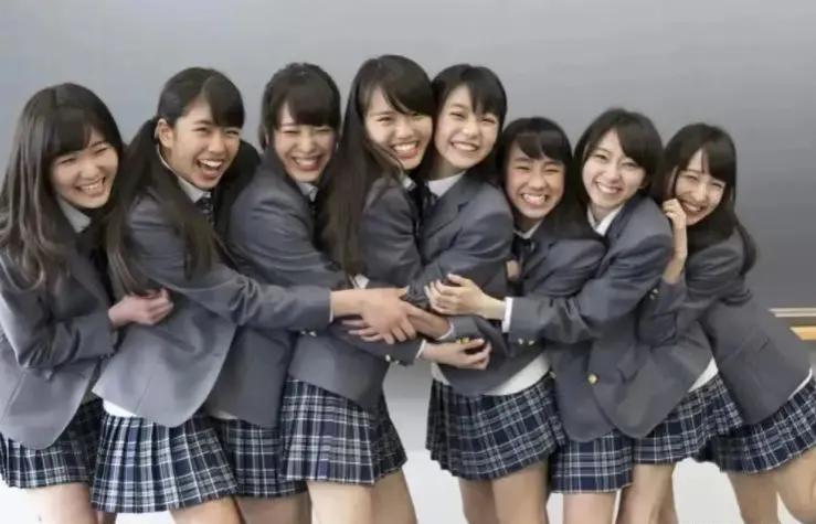 几十万“日本女孩”涌入中国，用旅游当幌子，实则背后另有目的