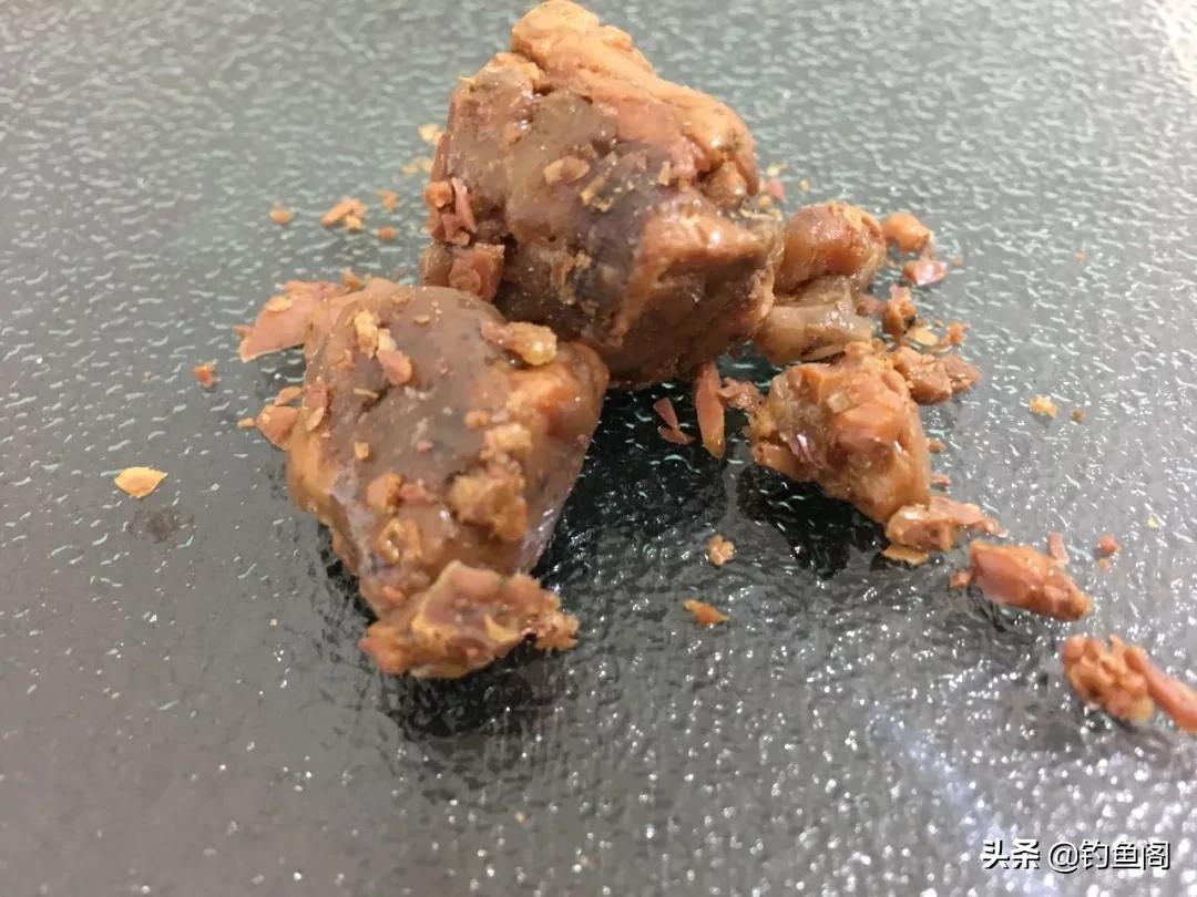 麝香酒钓鱼真的好用吗,钓鱼麝香酒是智商税吗