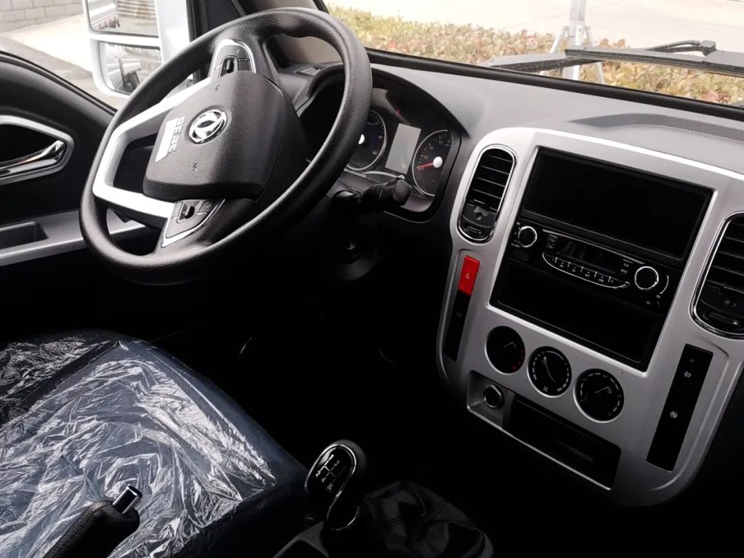 十堰龙信二手车市场雅阁,十堰龙信国际汽车城二手车直播