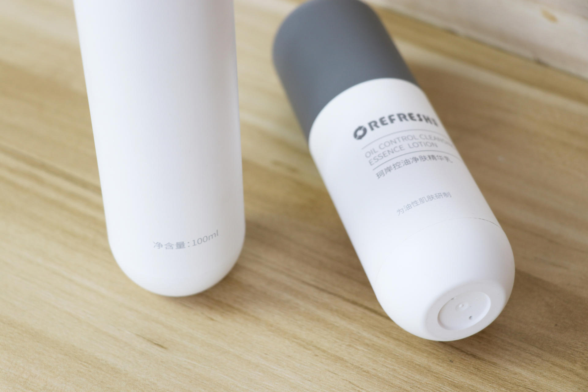 男士脸干燥紧绷缺水用什么牌子好,男士脸干燥脱皮紧绷用什么护肤品