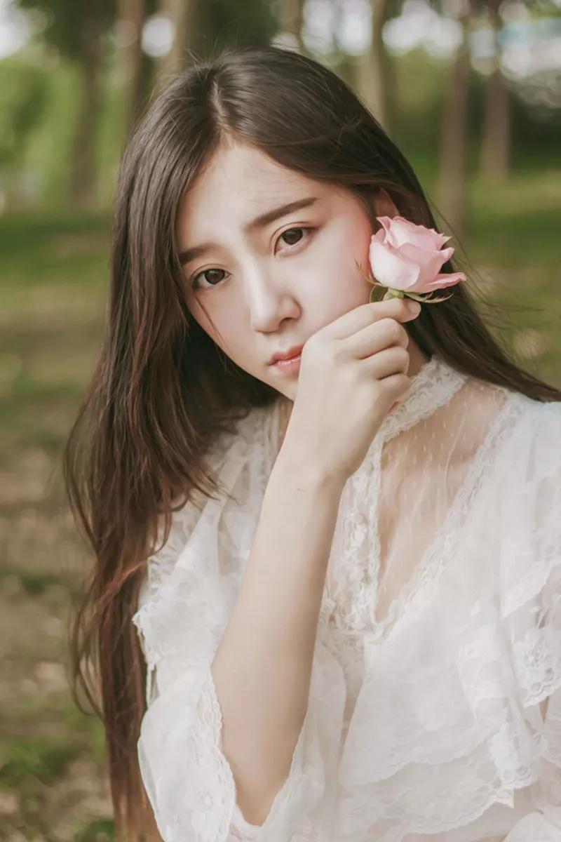 夜店上班的女生值得追吗,怎么追夜店上班的女孩