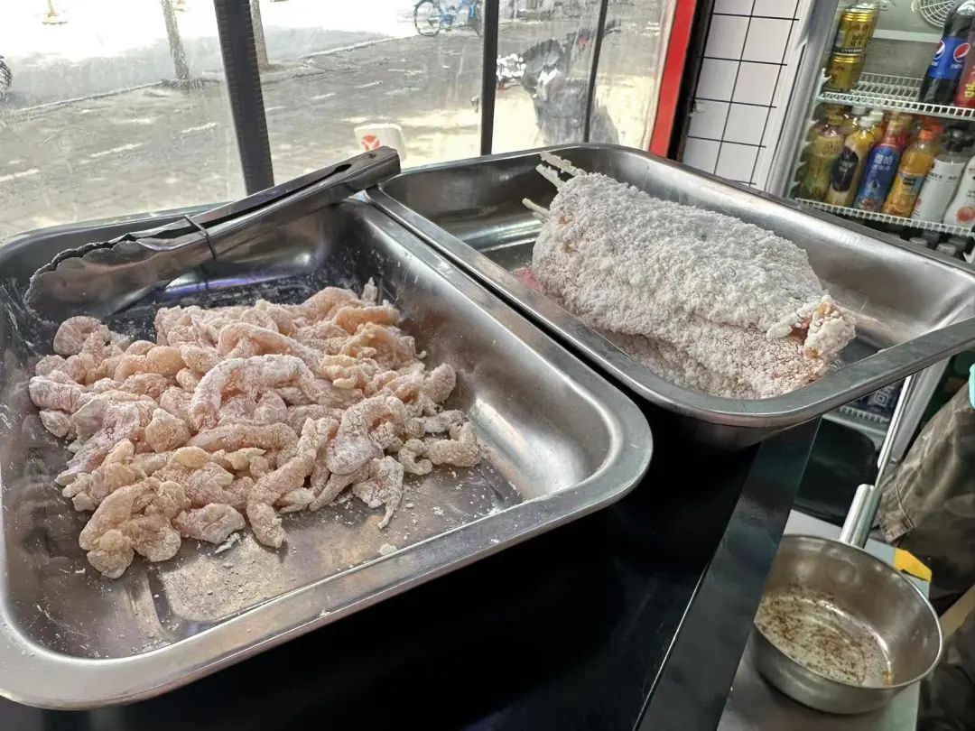 百万人打卡烟火气,直播+摆摊会是一门新生意吗?