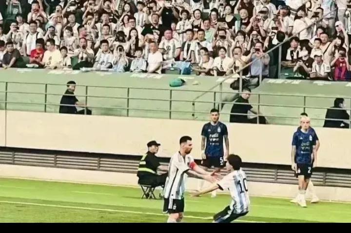 小孩被行政拘留应该通知家长吗,儿童行政拘留15天