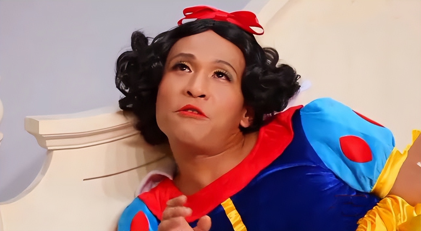 歧视、骂街、删评，这“黑雪公主”终于翻车了！