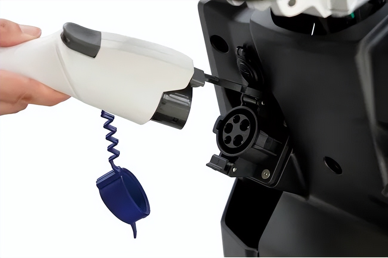 本田即将国产上市新款踏板车,本田新款踏板车型即将上市