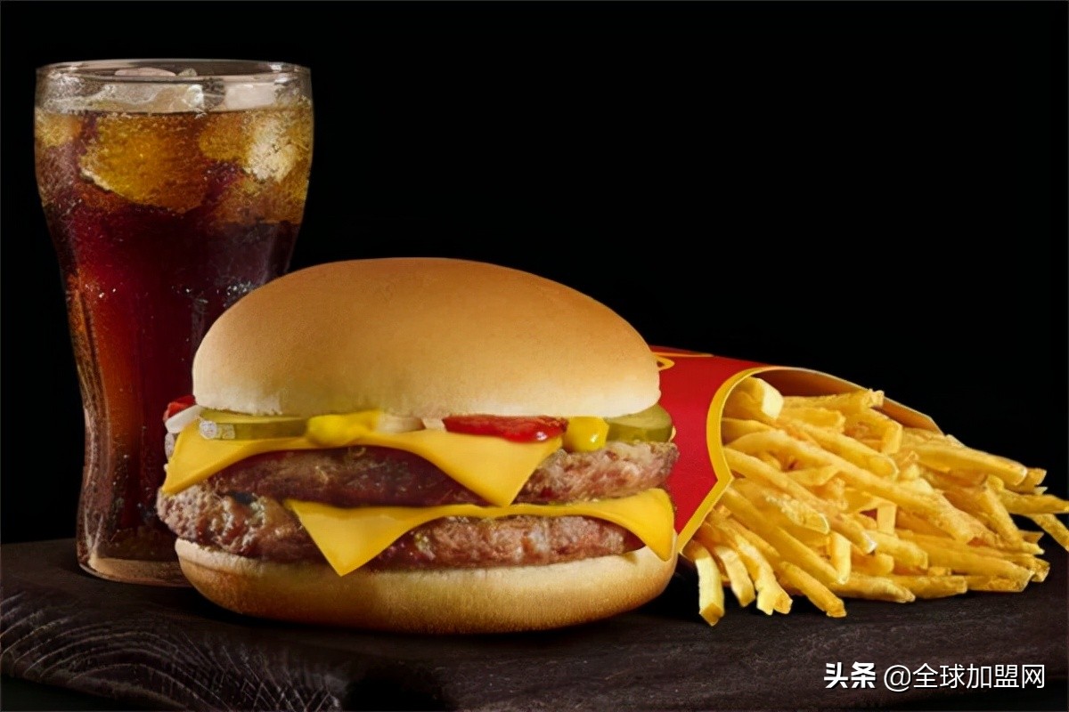 开店选择加盟还是创业,开店是选商家模式还是达人模式