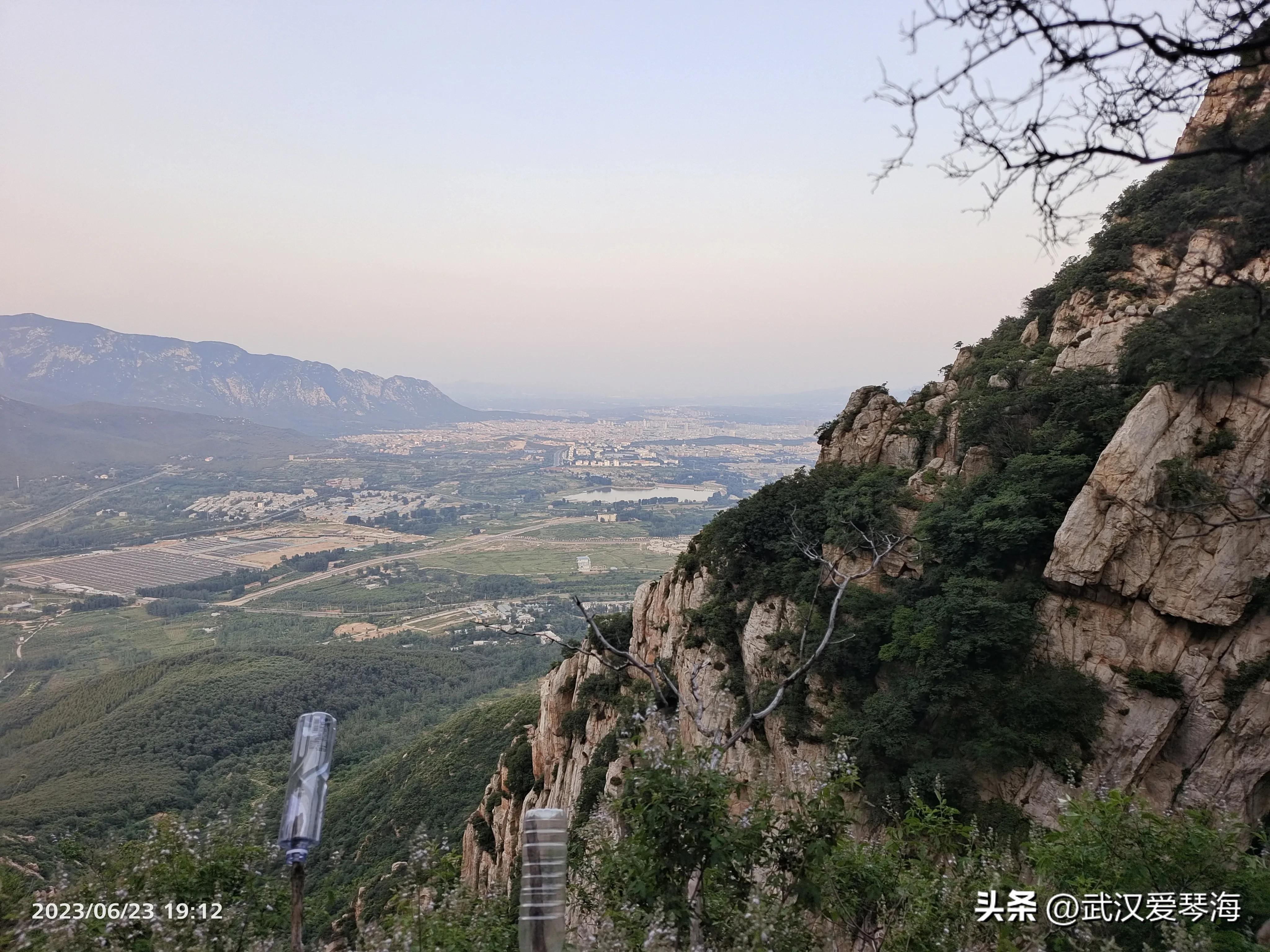 嵩山鱼道鱼脊线全景,嵩山虎头崖攀爬