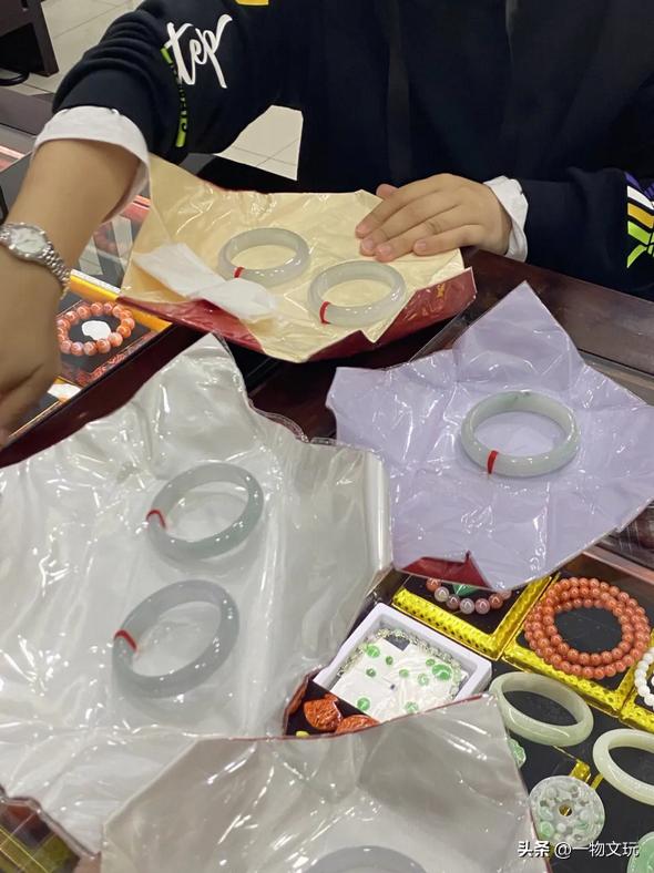 在哪个直播间买玉最靠谱,24小时直播卖玉