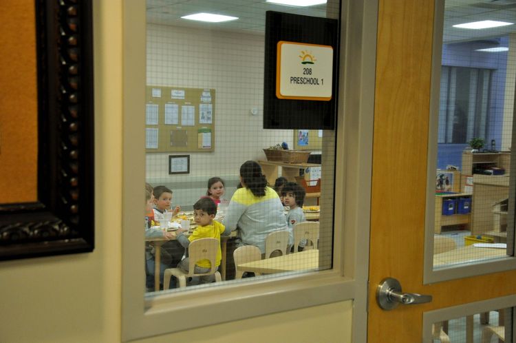 回味旧金山探访成功者的庄园,一种窗口令艾尔卡彭等囚犯备受折磨