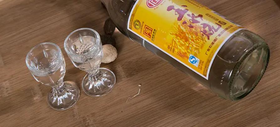 白酒行业内卷严重,白酒内卷