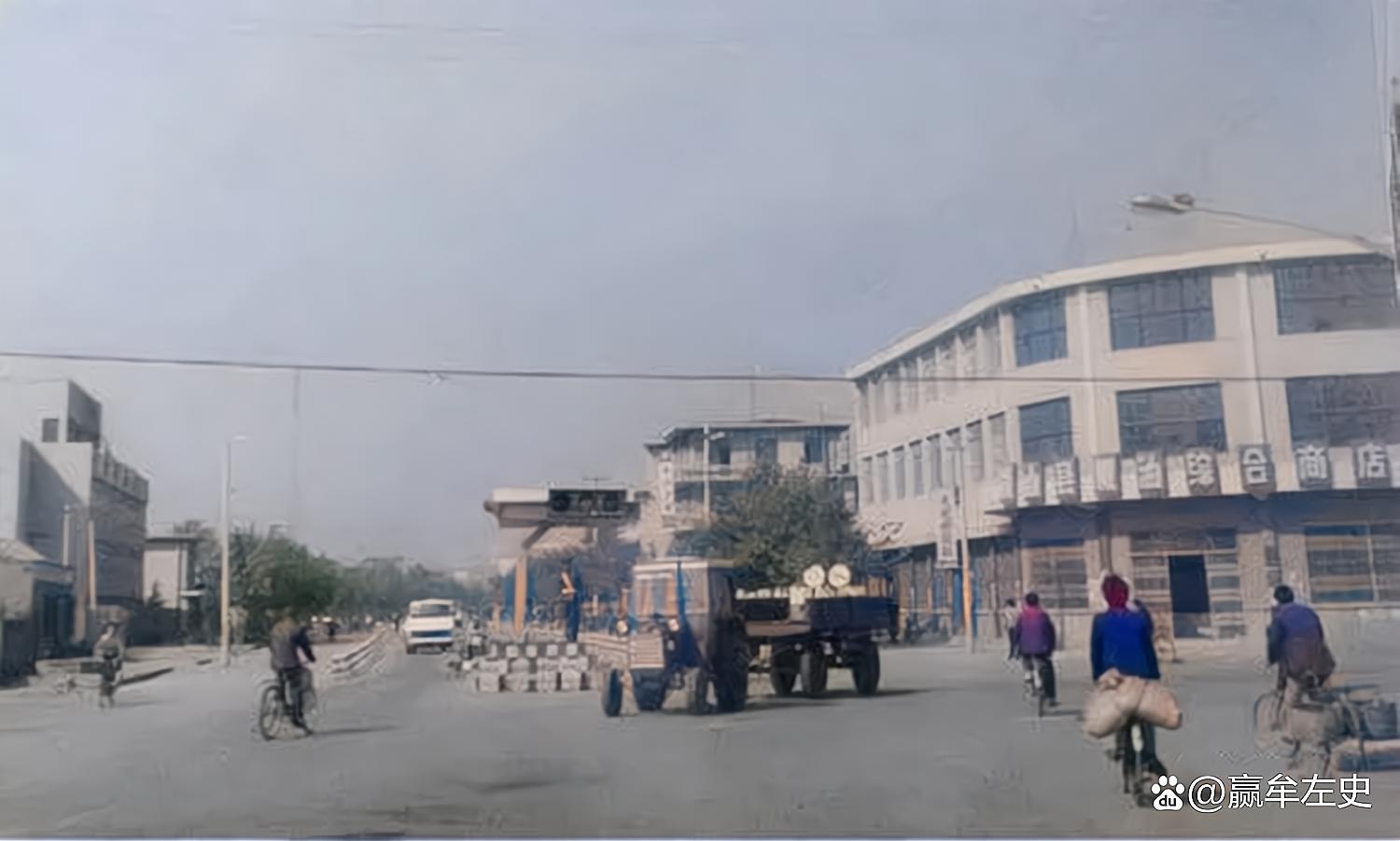 铁道游击队员在微山湖上老照片,山东微山湖历史老照片