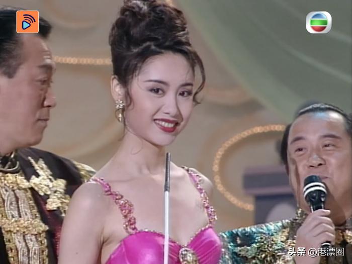 香港黑帮电影大嫂和小弟,香港黑帮电影大嫂完整版