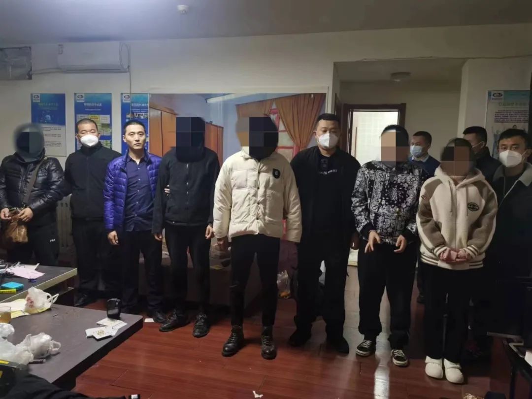 一线警事最新视频,警方捣毁一直播诈骗团伙