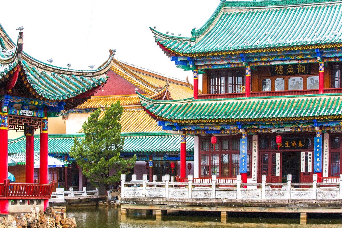 昆明及昆明周边景点,去昆明旅游攻略必去景点最新