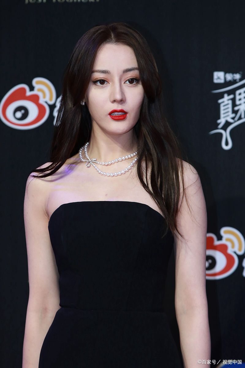 迪丽热巴发100多张自拍,迪丽热巴自拍集合