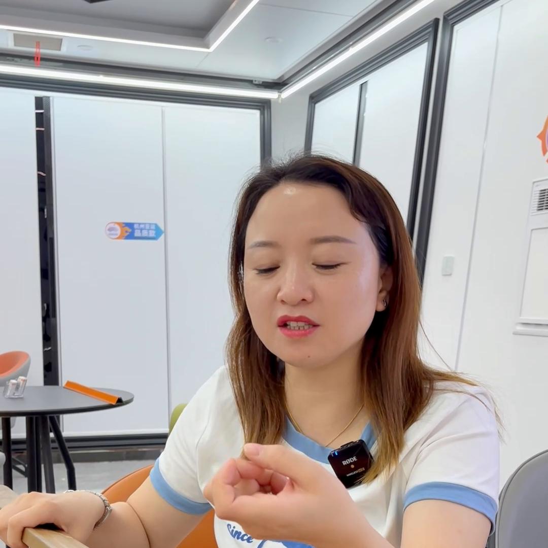 铝扣板吊顶选小的还是大的,铝扣板吊顶要买好的吗