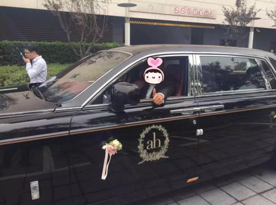 鏉ㄩ鍜岄粍鏅撴槑鐨勫绀煎叏杩囩▼,榛勬檽鏄庡拰鏉ㄩ鐨勫绀肩殑瑙嗛