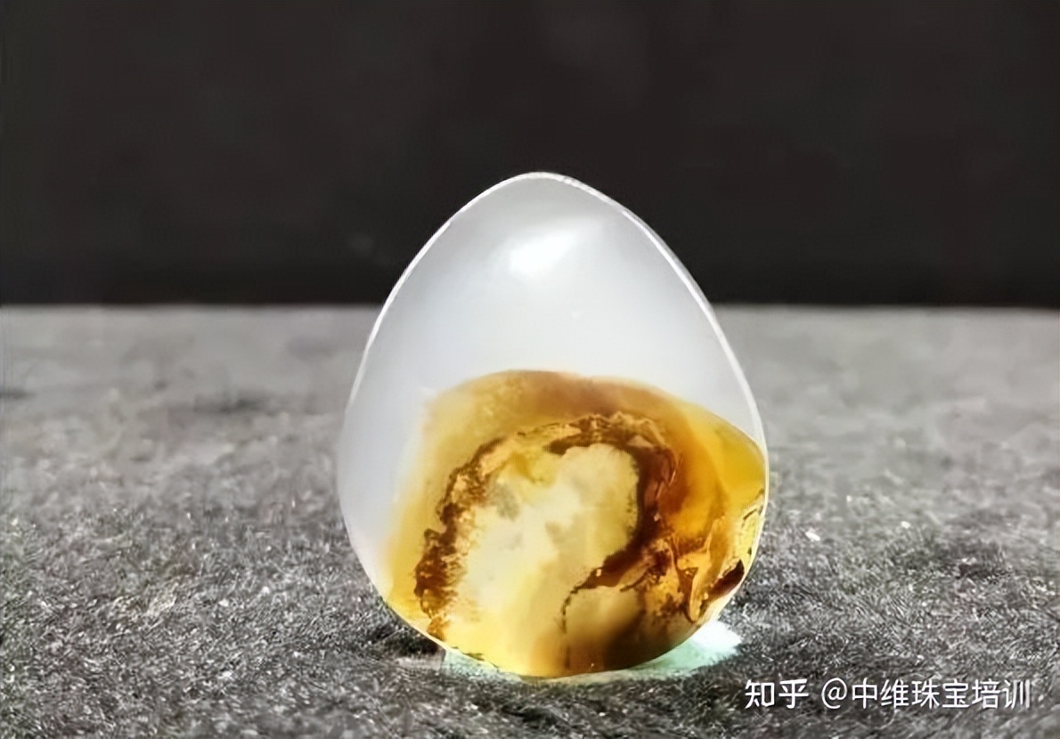 玉髓是玉吗玉髓和玉的区别是什么,玉髓是玉吗玉髓和翡翠的区别