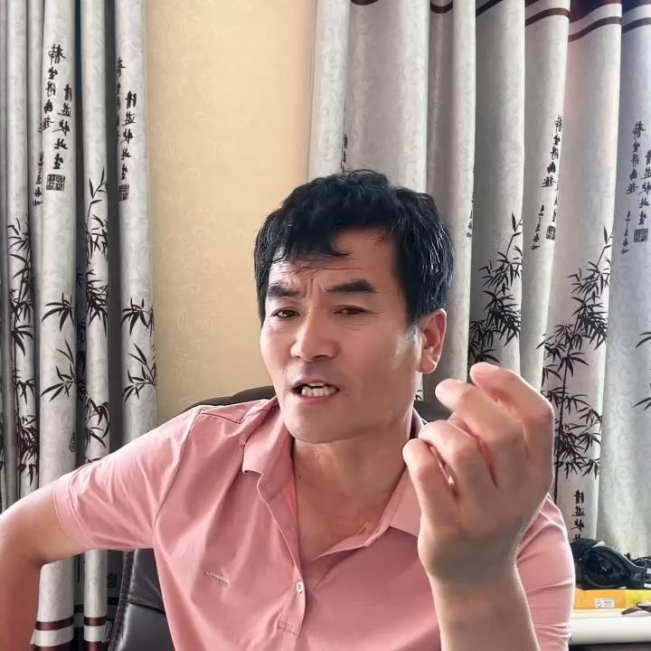 现在各行各业钱都难挣都不容易,各行各业不景气钱都去哪里了