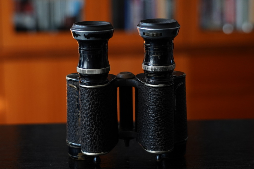 收藏经典望远镜 (古典棱镜望远镜)