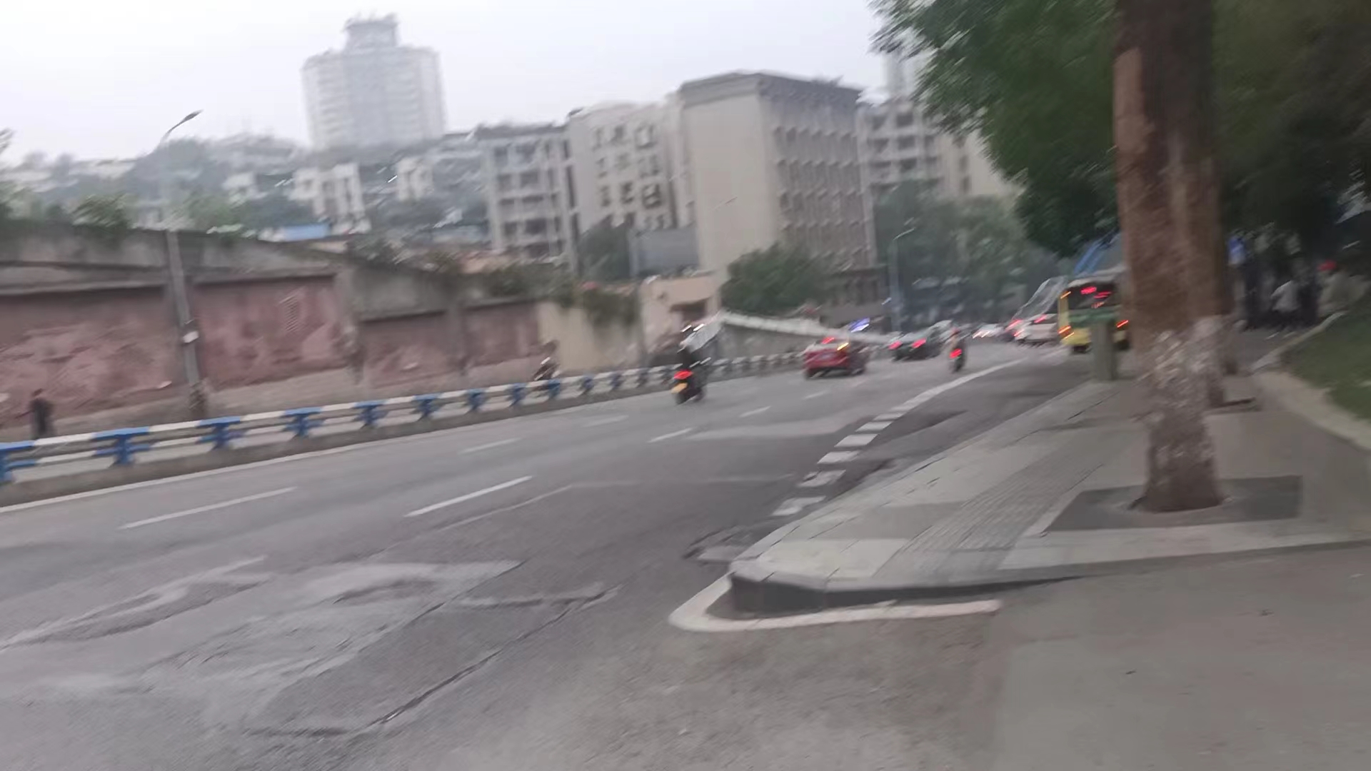 沙坪坝的沙不是砂砂舞的砂，九龙坡的九也别是999的9