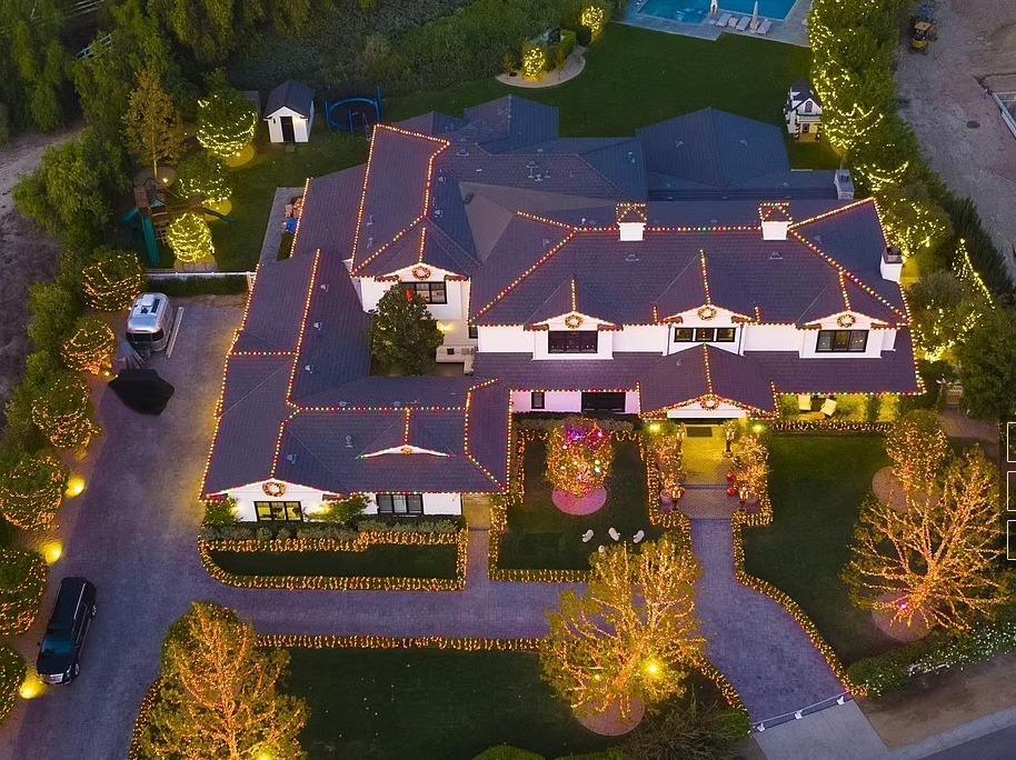 卡戴珊家族每个女儿的恋爱史,卡戴珊家族回忆大姐的婚姻