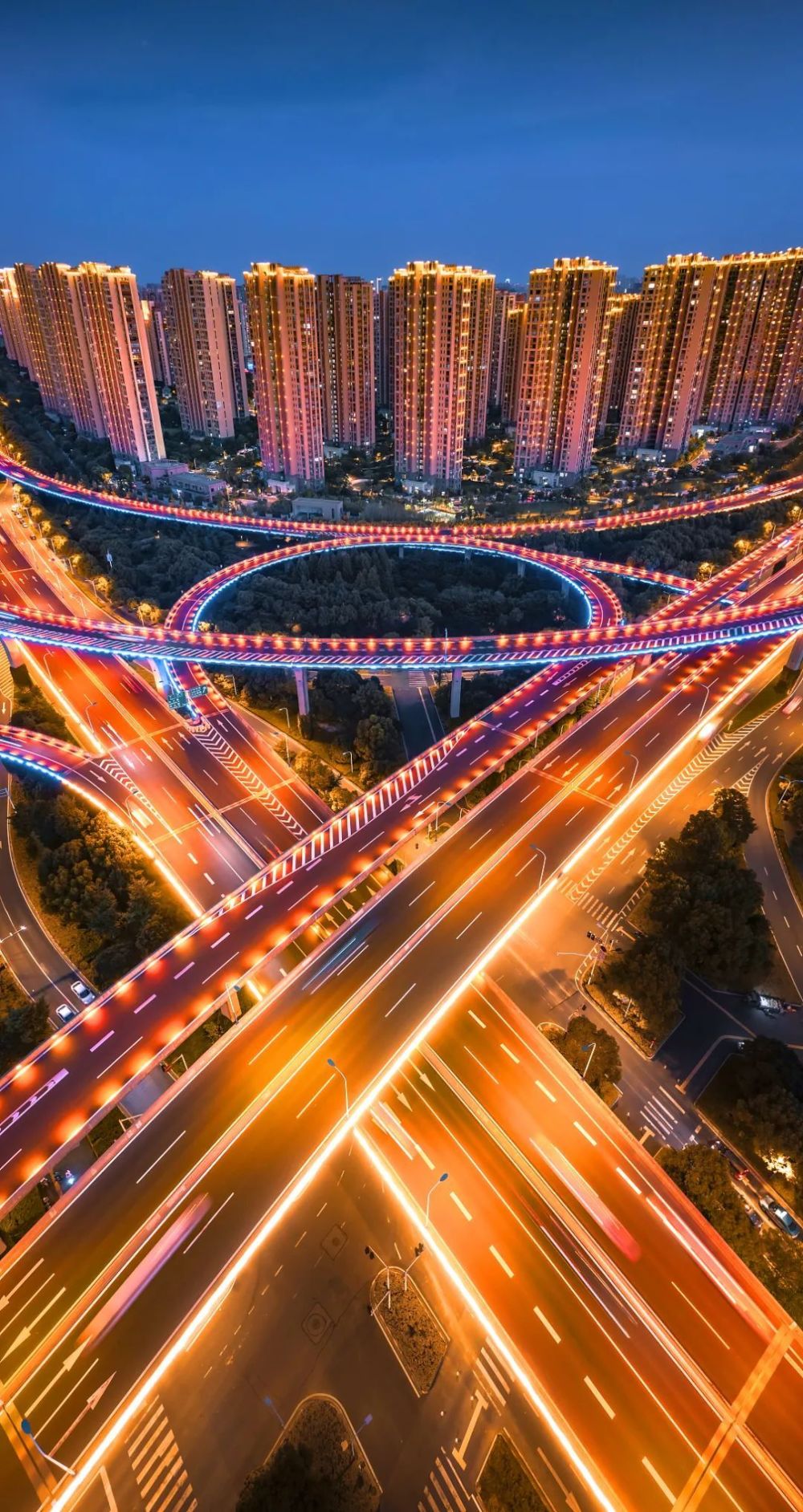 近期房地产市场的发展的状况如何,当下及未来房地产市场的真相