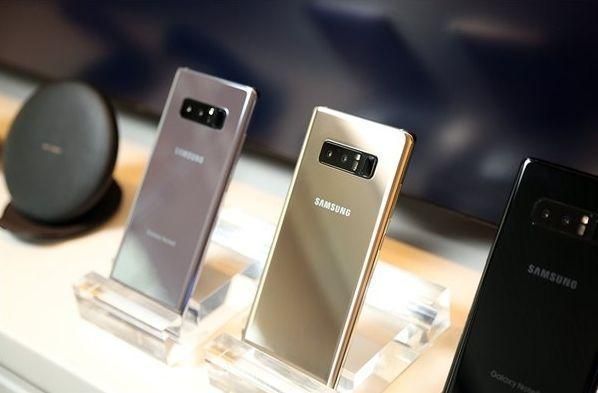 三星手机最新款出货量,三星手机配置低价格高