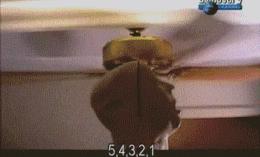 头顶吊扇掉下来,吊扇掉下来会切除脑袋吗