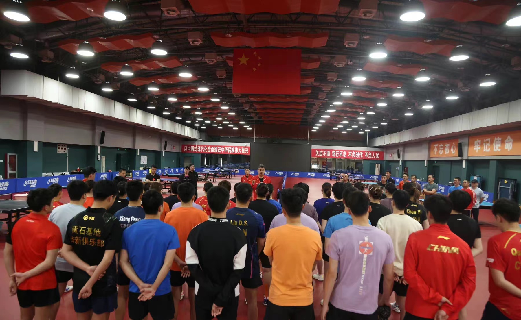 澳门冠军赛男单16强,国乒四将爆冷出局马琳负责任吗