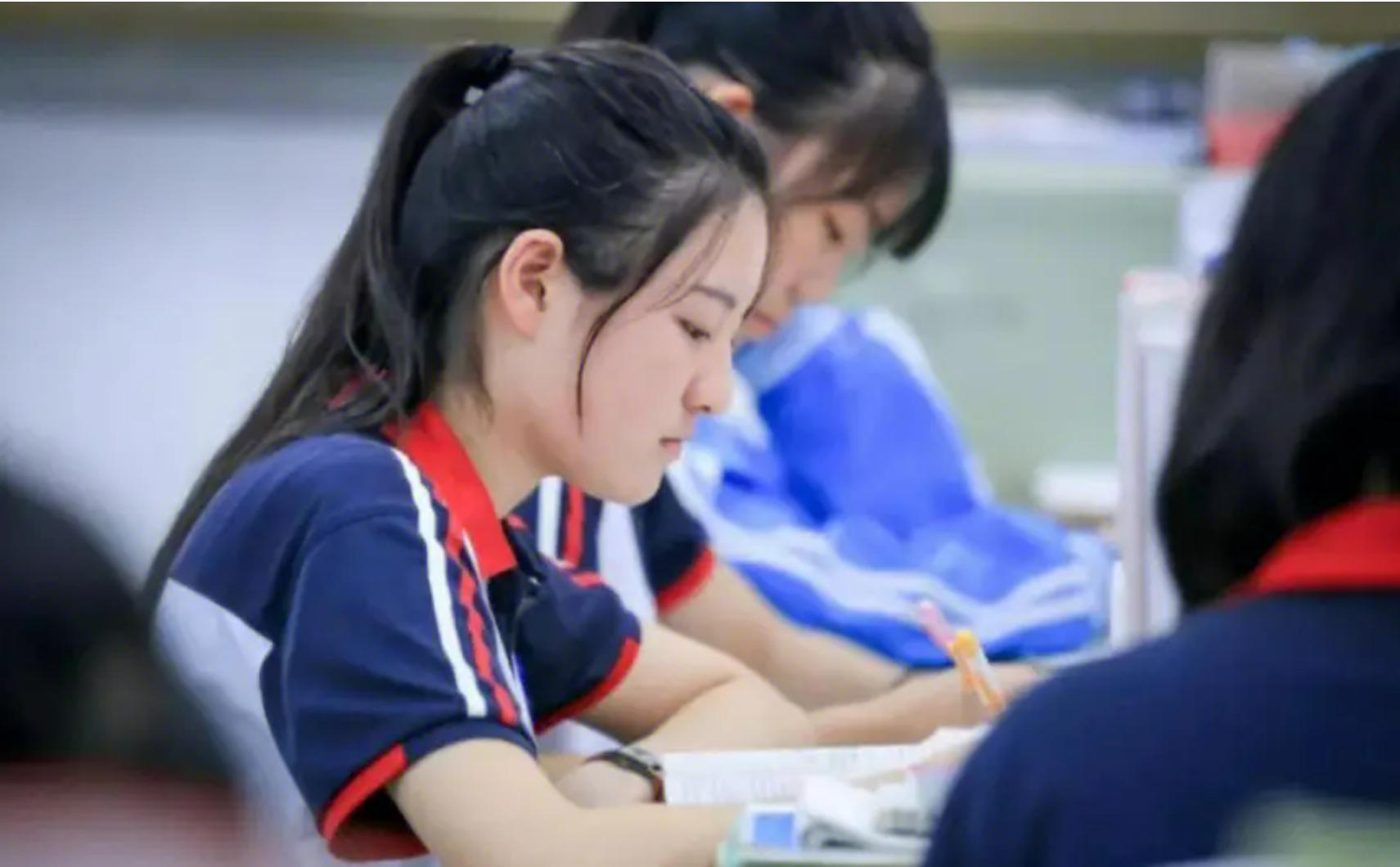 高考选科文科生好选专业,高考文科语文不好怎么选专业