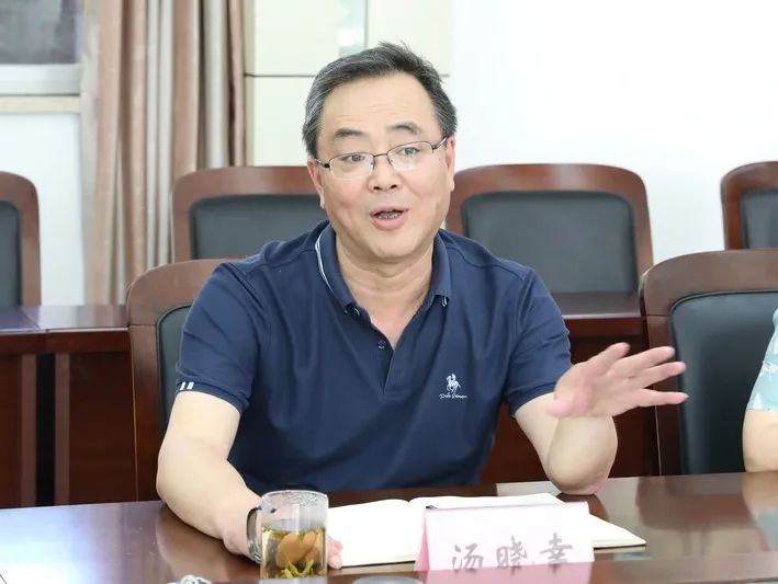 创新优化集智协同—绍兴市建功中学科学家教育思想研讨会顺利举行