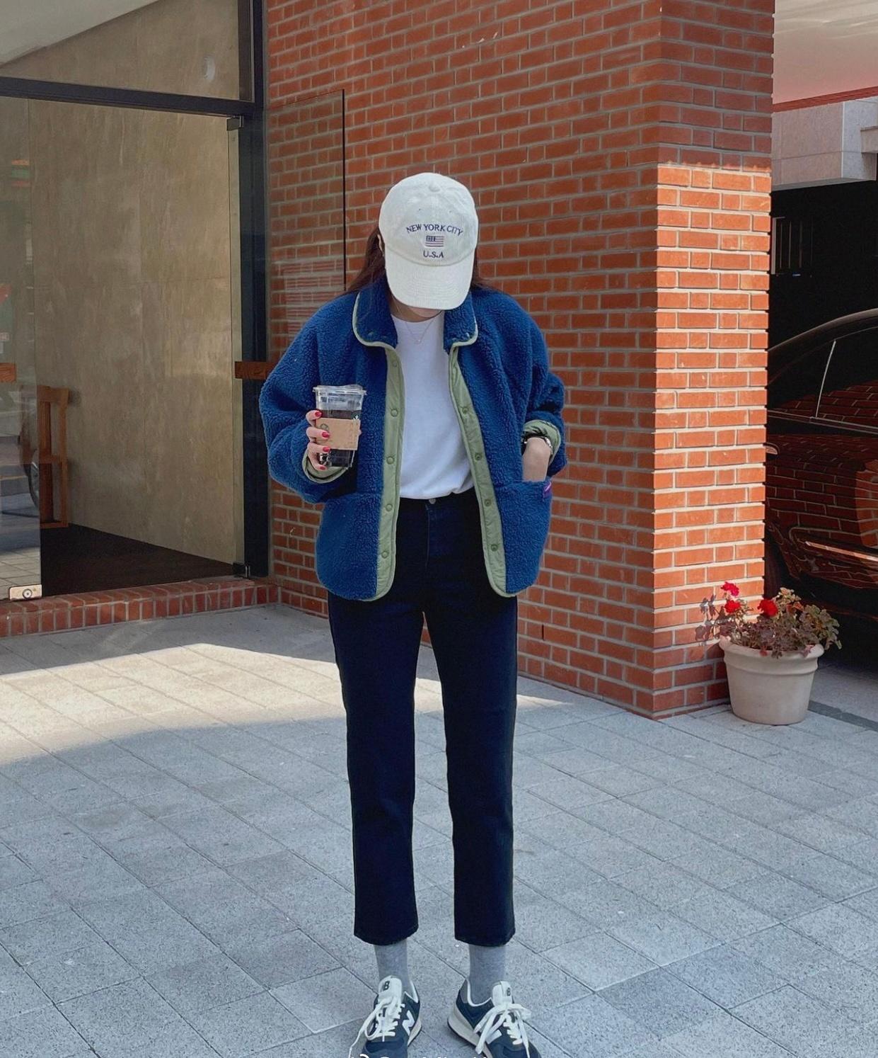 夏天穿起来洋气运动鞋,冬天穿的保暖又舒服运动鞋