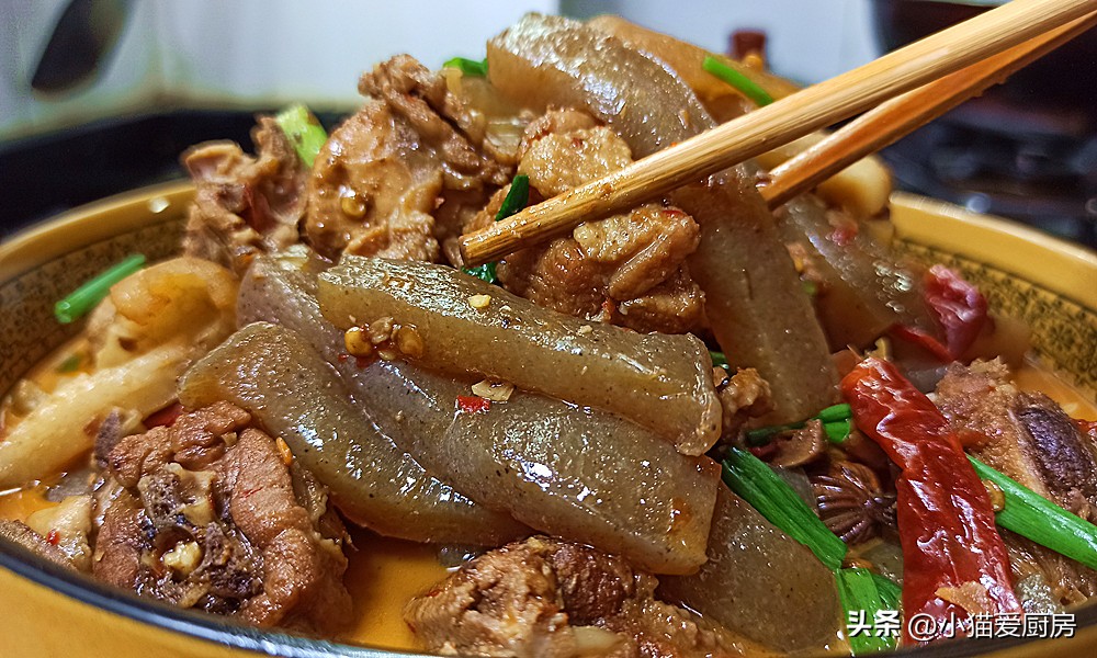 魔芋烧鸭最正宗川味做法,四川魔芋烧鸭的正宗做法