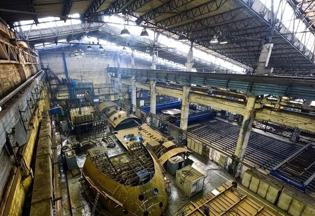 1993年我军提出参观俄军潜艇，对方犹豫再三提条件：除非做到六不