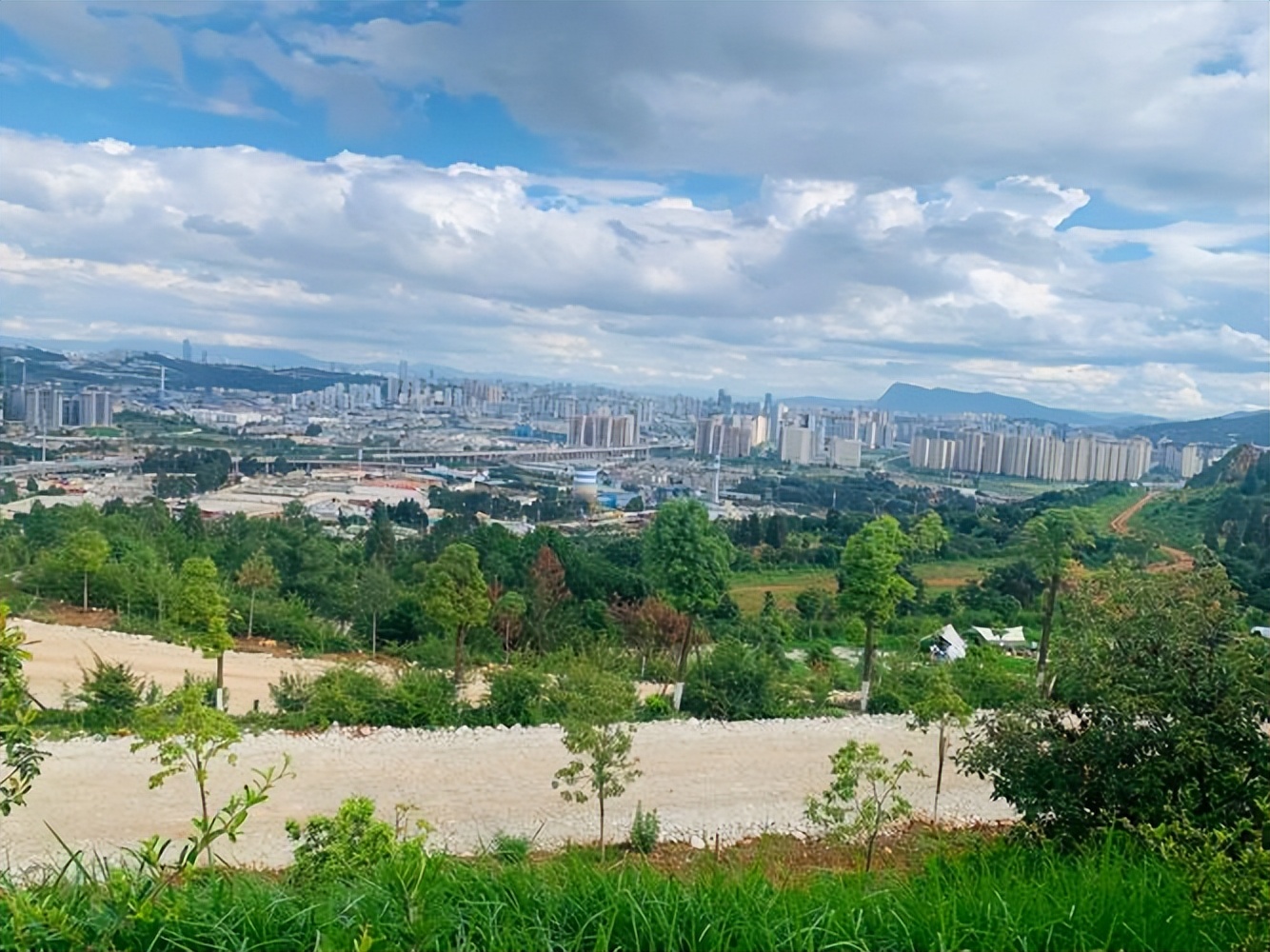 男孩被拐27年后从广东回海南认亲,男孩被拐20年后认亲成功