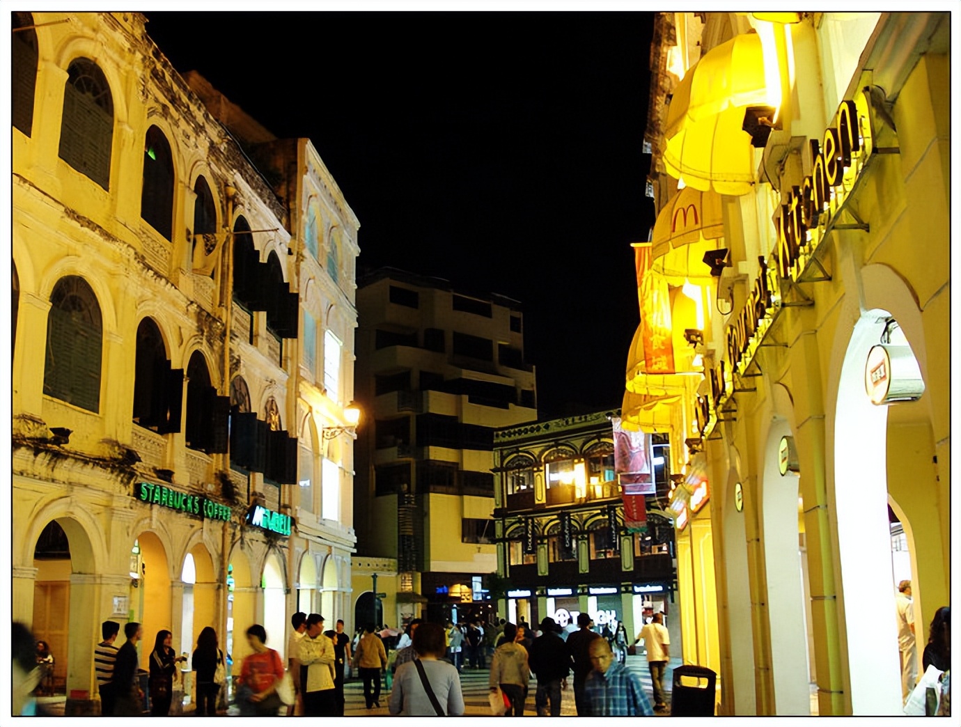 澳门特色景点最有名小吃,澳门的哪些特色景观