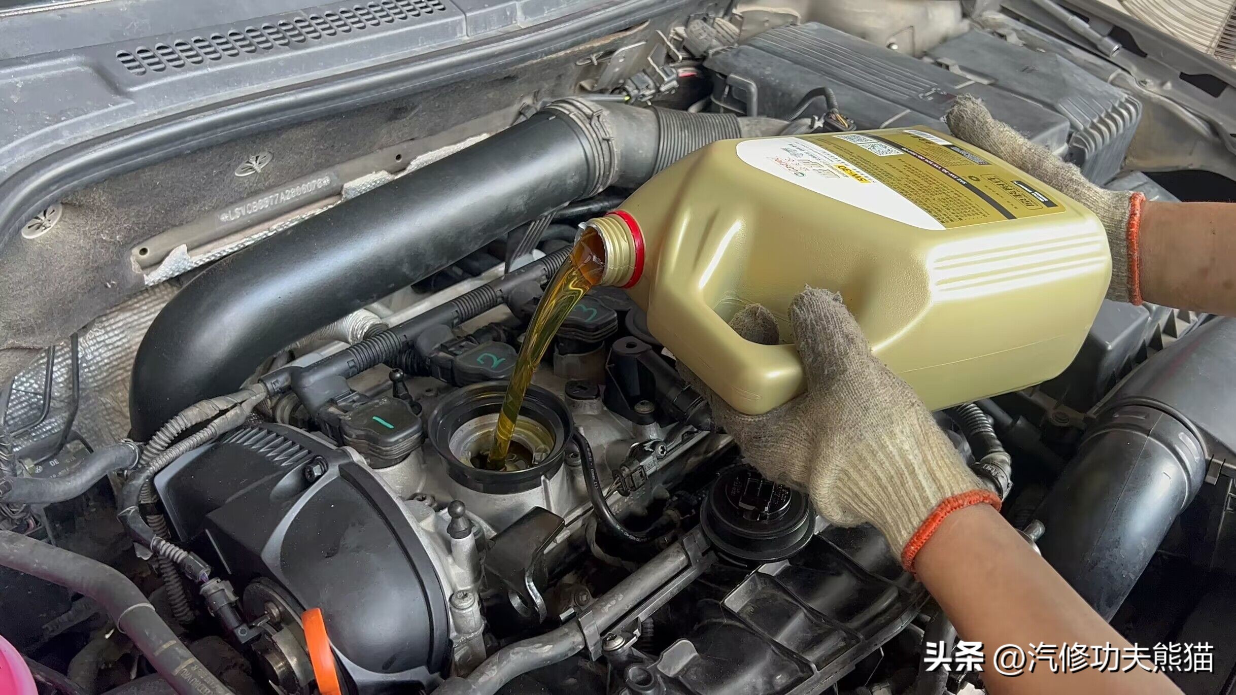 武汉小轿车烧机油处理办法,老款斯柯达烧机油解决方案