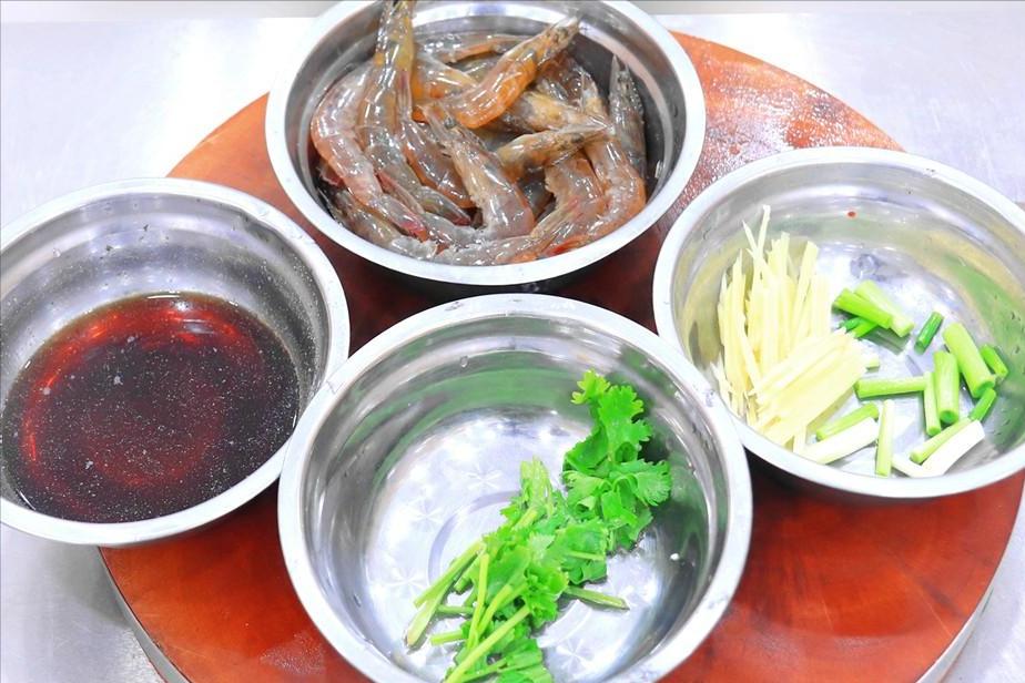 8月15中秋家宴吃什么，这8道硬菜端上桌，营养美味，全家抢着吃