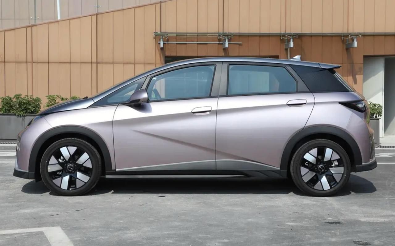 比亚迪海豚汽车冬天试驾,比亚迪纯电新车海豚体验