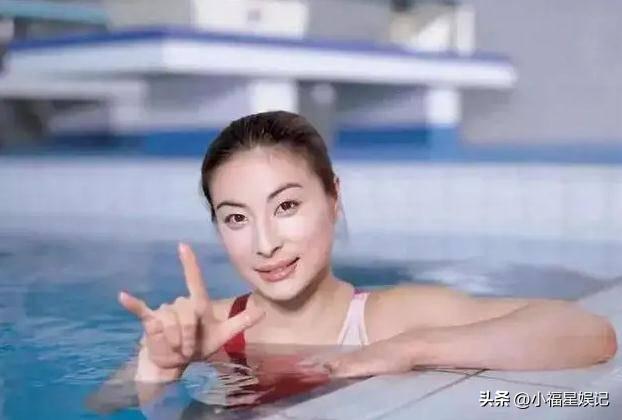 跳水女皇退役,刚宣布退役的跳水女运动员