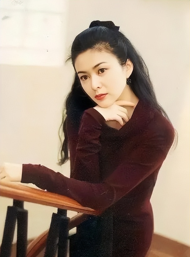 关之琳背了这么多年高尔夫球的黑锅，如今终于被刘銮雄澄清了！