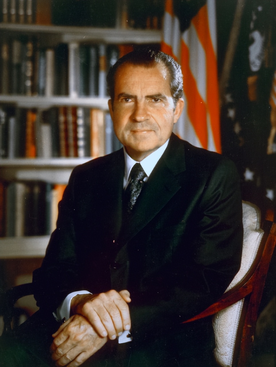 1972年尼克松访华，带来一个神秘“黑匣子”，周恩来：卖给我们吧