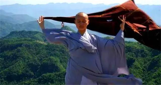 中国最漂亮又年轻的尼姑,中国第一位女尼姑