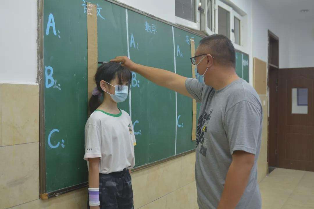 要怎么注意才能让孩子身高长高,青春期孩子长高造成的营养不良