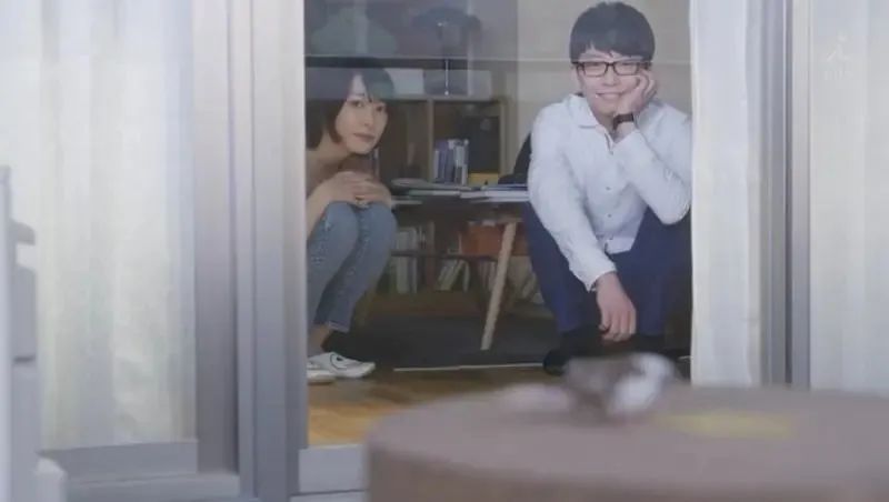 结婚四年从没和妻子住一起,结婚后还要和老公一家人住一起