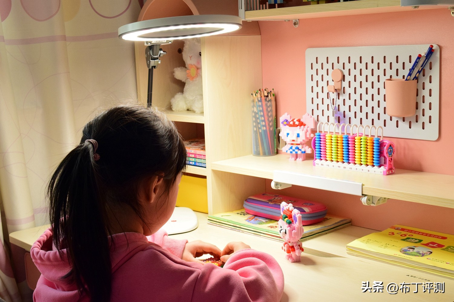 台灯的选择预防近视,NIR红光护眼灯技术