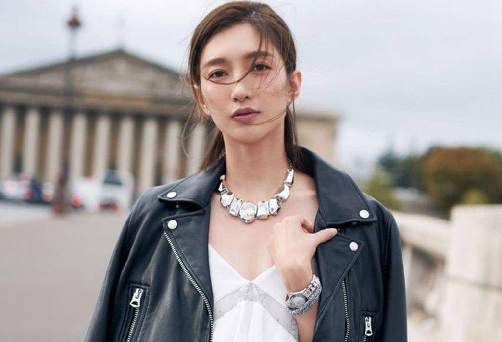 中国女篮王思雨照片好看一点的,徐杰和张茹王思雨身高啥关系